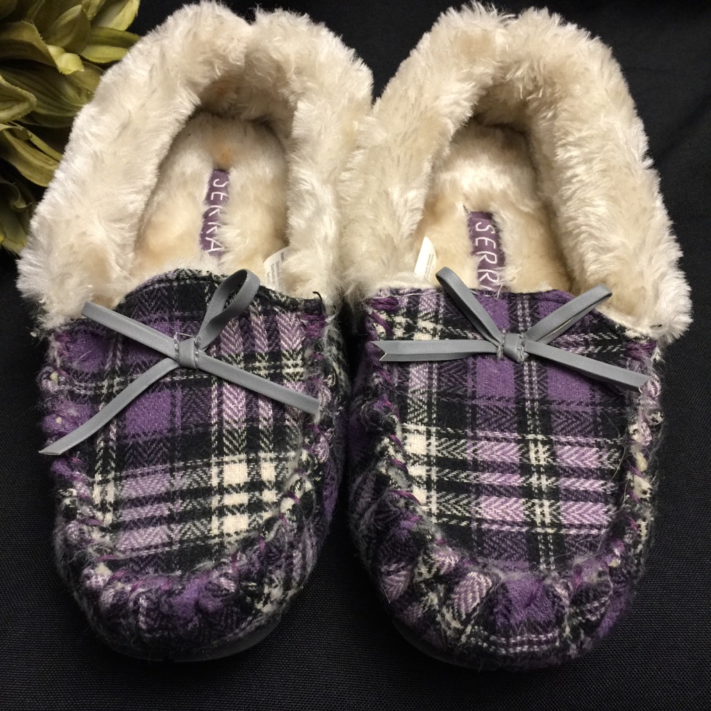 Sierra Purple/Black-Moccasins, Size:5-6 Youth — image 2 of 4